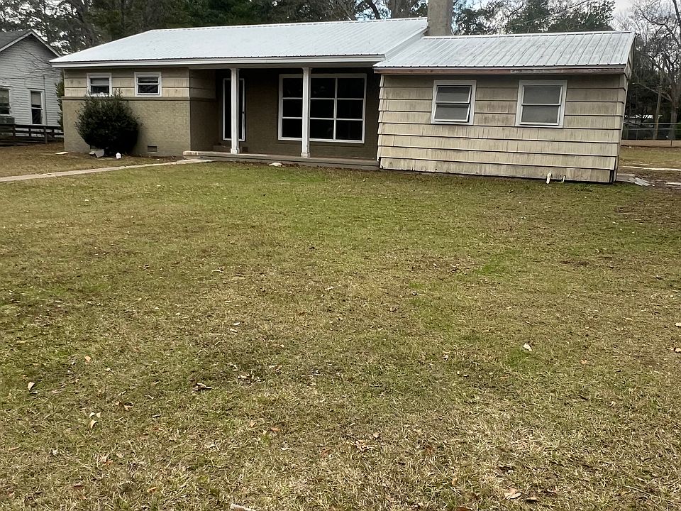 1st image of 201 E Pinson St