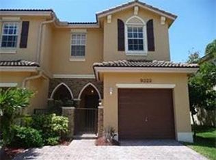 9322 SW 221st St, Cutler Bay, FL 33190