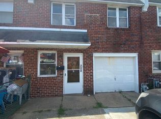 208 Londonderry Ln, Darby, PA 19023