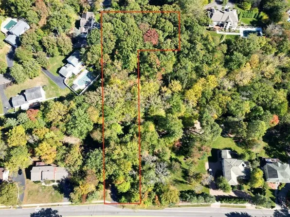 860 Rivervale Rd, River Vale, NJ 07675