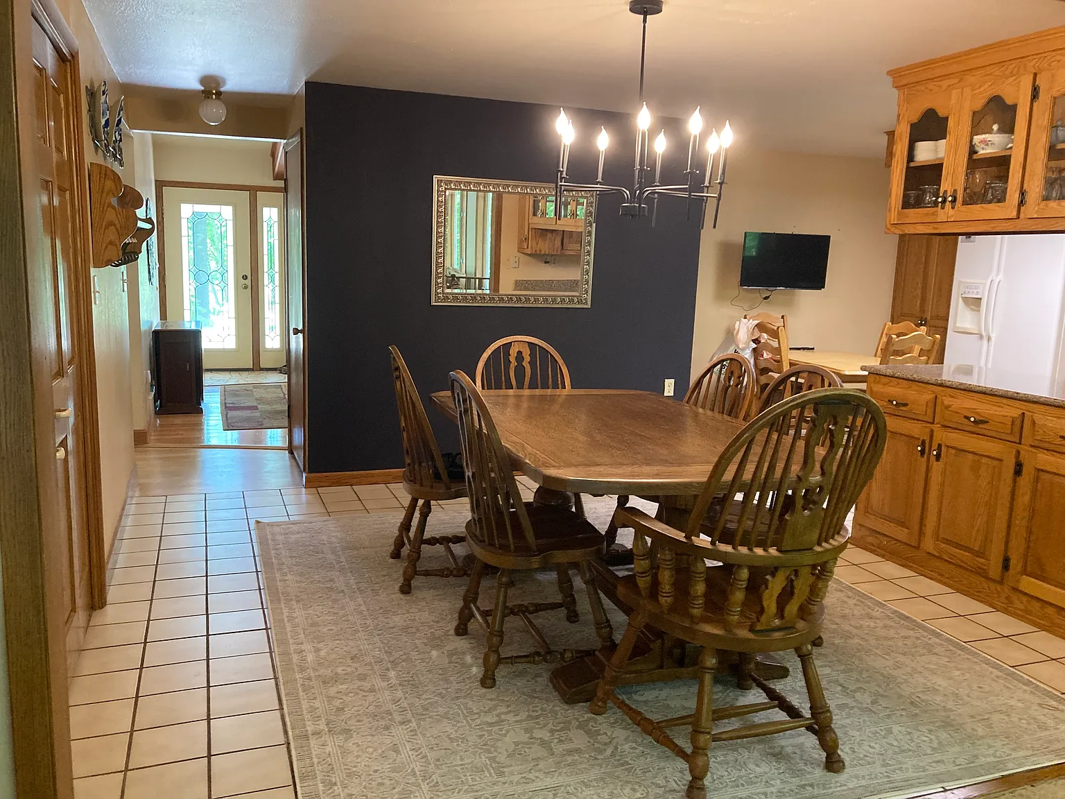 3710 N Overland Rd — Photo 4