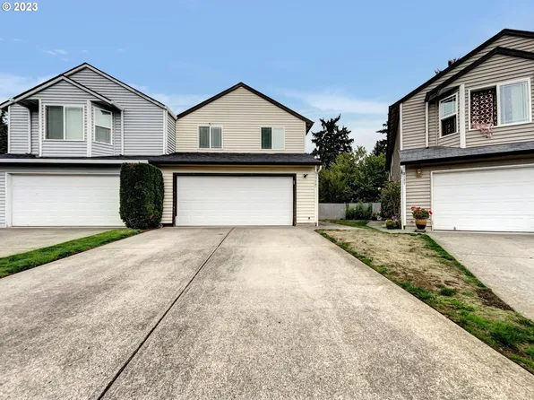 11720 NE 32nd St, Vancouver, WA 98682