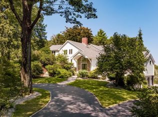 100 Westcliff Rd, Weston, MA 02493