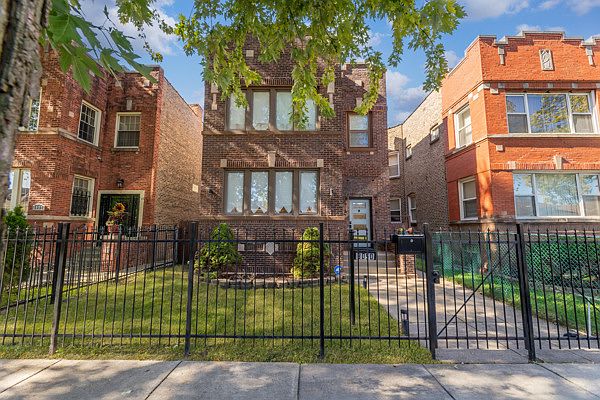 1st image of 8050 S Oglesby Ave