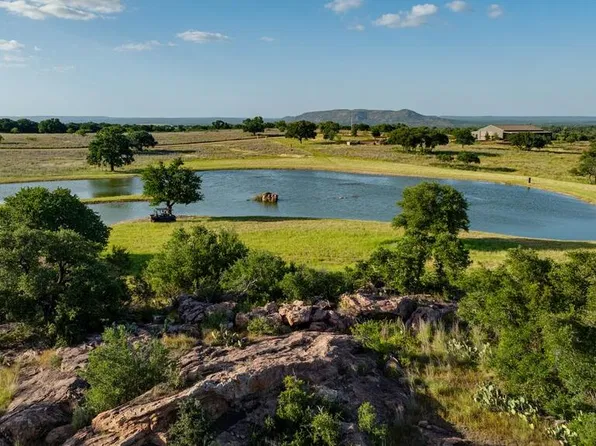 7484 County Road 409, Valley Spring, TX 76885