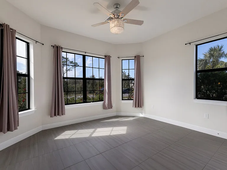 712 Sigsbee Loop — Photo 20