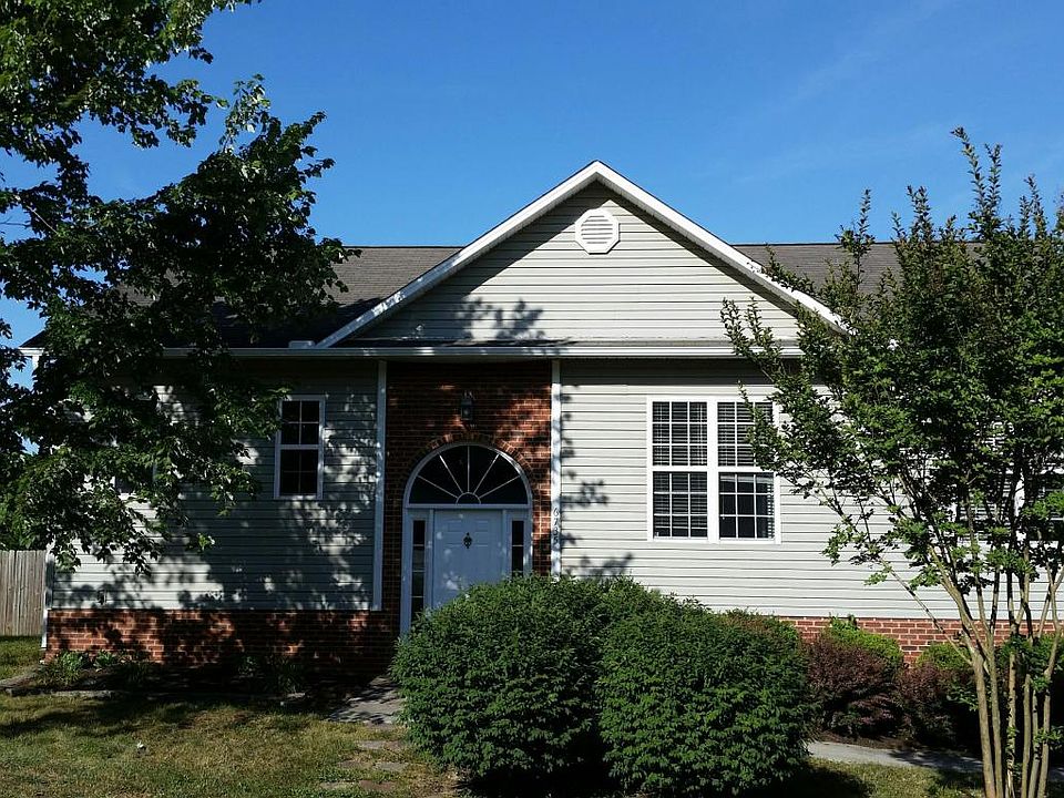 1st image of 6735 Creekhead Dr
