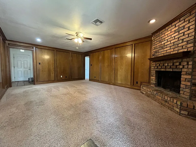 3321 Colquitt Rd — Photo 5