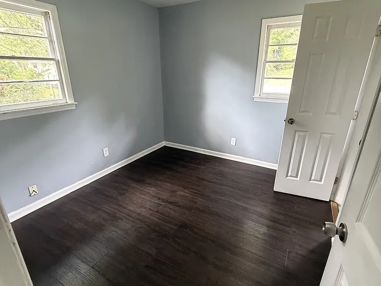 1717 Midway St — Photo 12