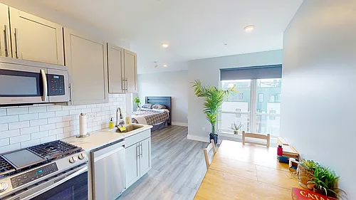 42 B St #302 Photo 1