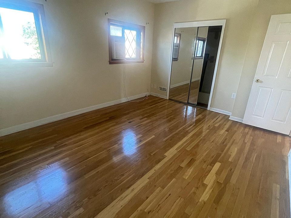 1st image of 4240 E Tremont Ave #1