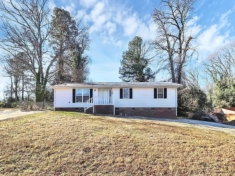 2429 Marlowe Ave — Photo 30