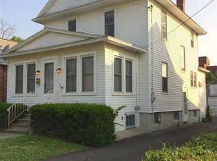17 Amsterdam Ave, Menands, NY 12204