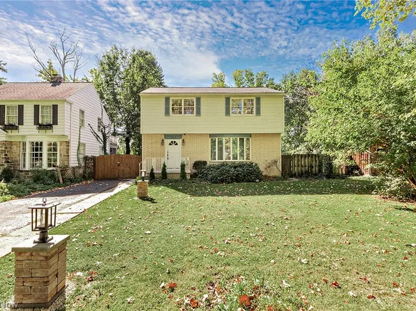 2762 Berkshire Rd, Cleveland Heights, OH 44106