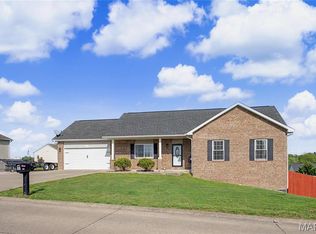 233 Oak Meadow Dr, Jackson, MO 63755