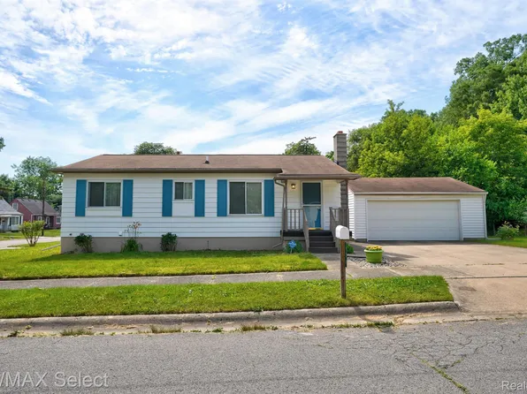 938 Sunday St, Flint, MI 48532