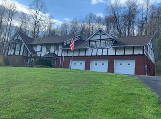 3302 Tall Timber Rd NE, Mineral City, OH 44656