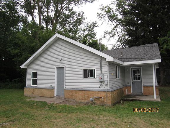 3rd image of 1246 Maynard Dr