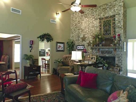 4th image of 6560 Salem Cir