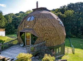 8518 Wittmer Rd, Pittsburgh, PA 15237