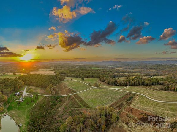 153 Badenyon Pl, Union Grove, NC 28689