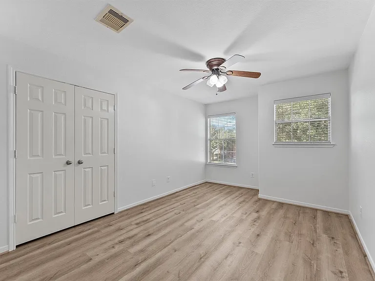 4423 Garden Ridge Ct — Photo 28