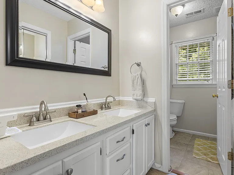 118 Archdale Dr — Photo 18