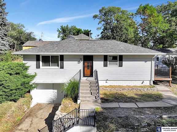 4th image of 505 E 7th St