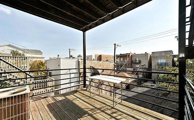 2nd image of 2215 W Washington Blvd #3
