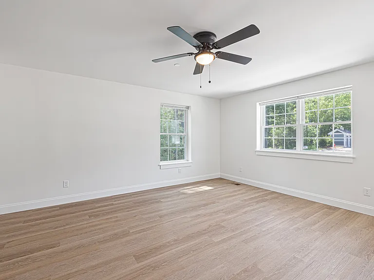 52 Gilcreast Rd #1-67 — Photo 10
