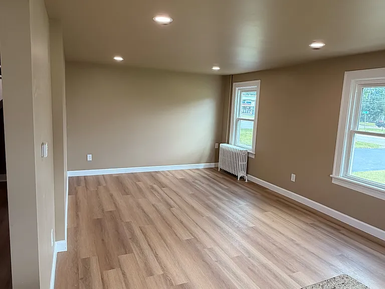 607 Boght Rd — Photo 3