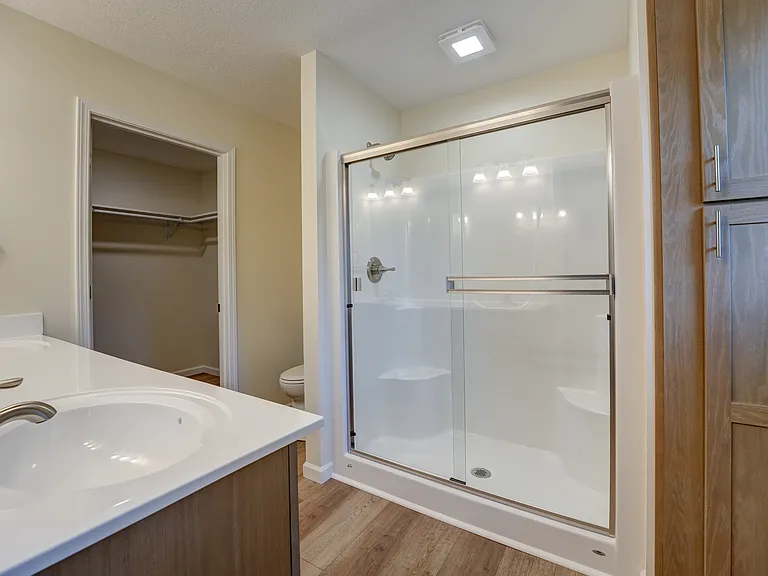1013 Caroline Ave — Photo 16