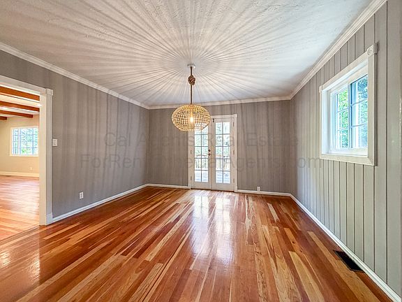 4th image of 7352 Saroni Dr