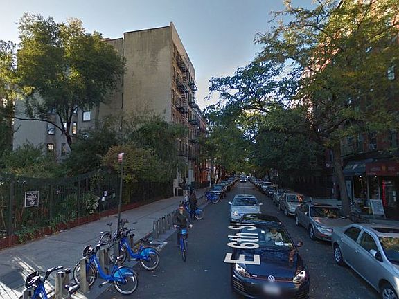 4th image of 526 E 6th St APT 20