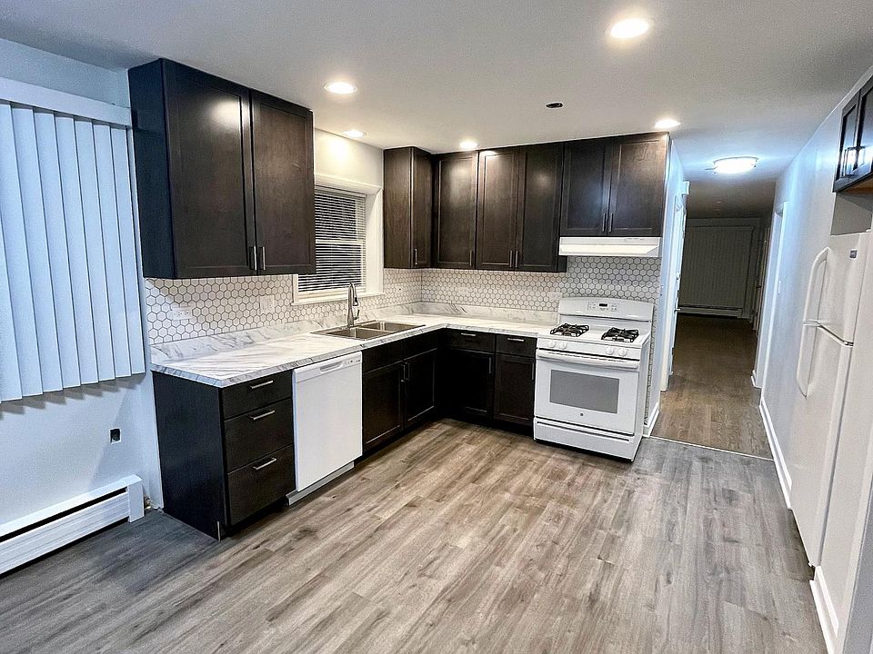 1st image of 6036 W Lawrence Ave #2