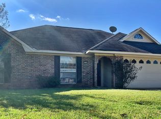 2214 Beauregard Pl, Bossier City, LA 71112