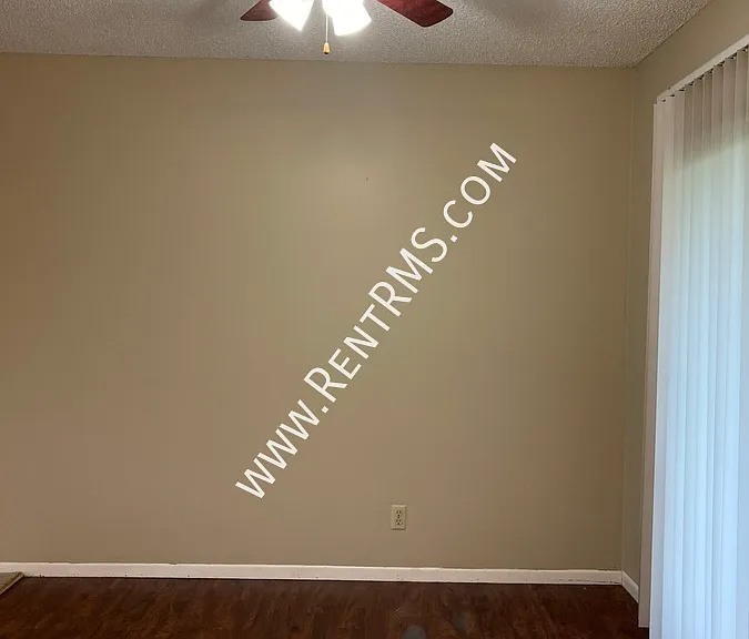 3729 SE Fremont St — Photo 4