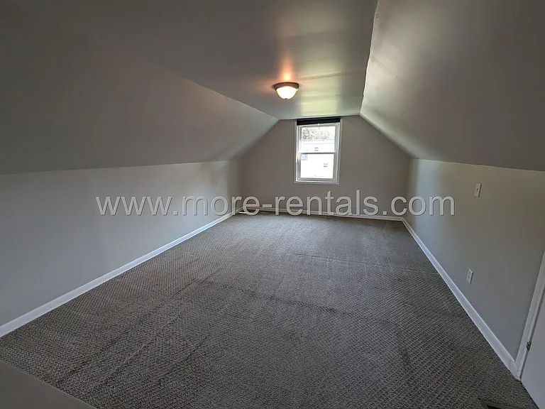 2613 Edgevale Rd — Photo 16