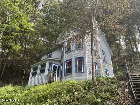 94 Reed St, North Adams, MA 01247
