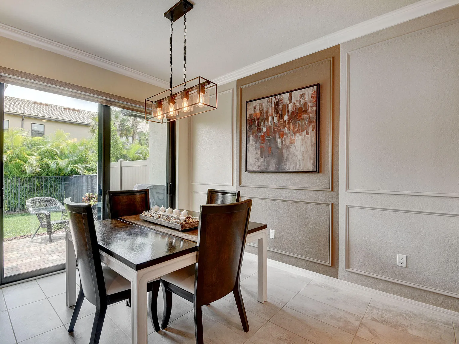 3 bed, 2.5 bath, 1909 sqft, $4,000 — Photo 4