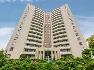 2300 Confederation Pkwy UNIT B, Mississauga, ON L5B 1R5