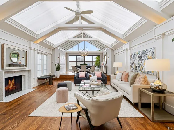 2151 Sacramento St APT 4, San Francisco, CA 94109