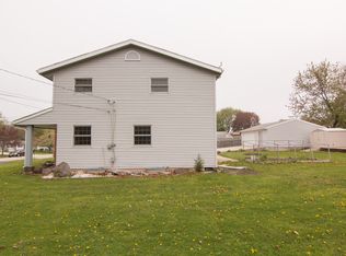 6711 236th Ave, Salem, WI 53168