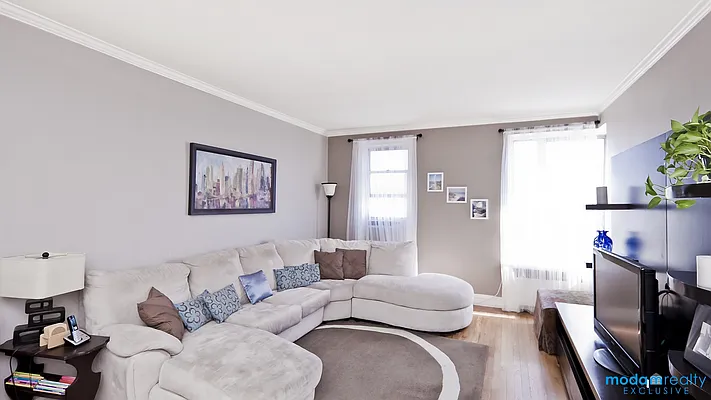 Sold by Moda Realty | media 1