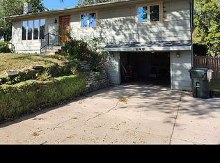 640 E 11th St, Wahoo, NE 68066