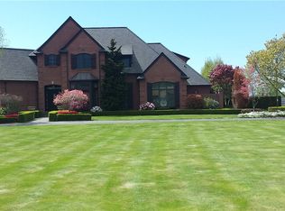 7285 Barbers Grove Ln, Lynden, WA 98264