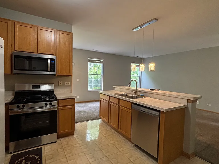 2633 Williamsburg Dr — Photo 13