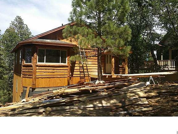 3rd image of 529 Villa Grv