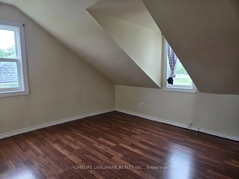 16 Elm Grove Ave — Photo 13