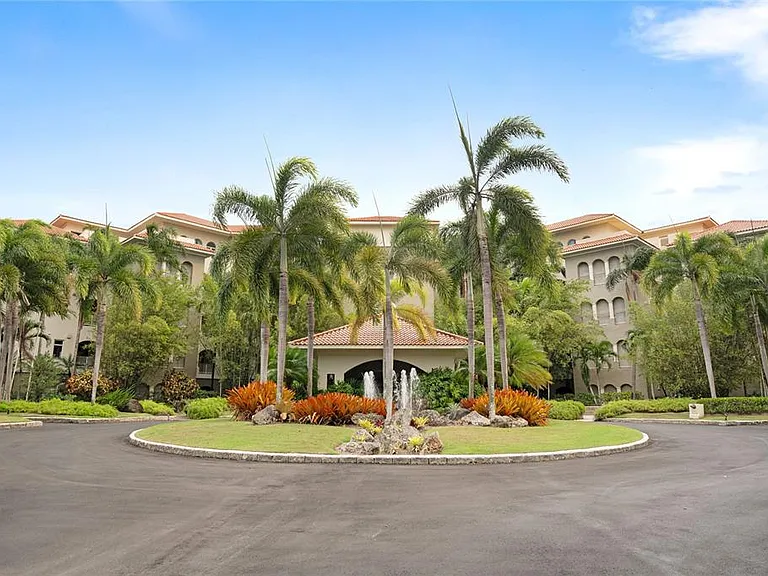 500 Plantation Village Dr #3-208 — Photo 34